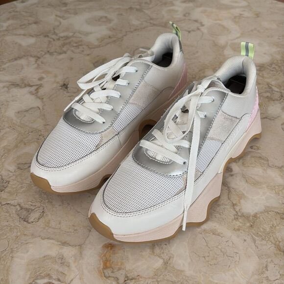 Kinetic™ Impact II Wonder Lace Women’s Sneakers - Picture 3 of 15